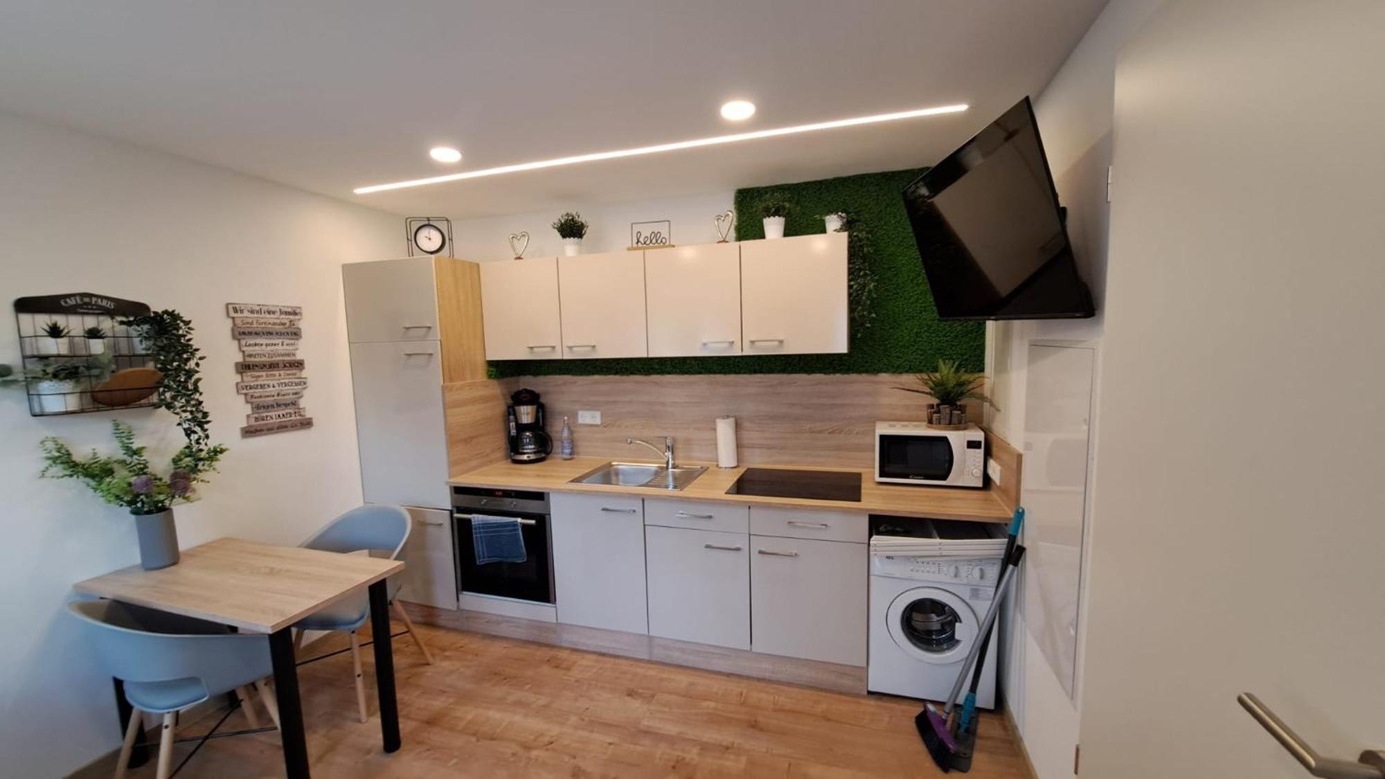 Appartment-Ferienwohnug mit Küche, Bad, kostenlos WLAN und Stellplatz, Modern eingerichtet Roding Exterior foto