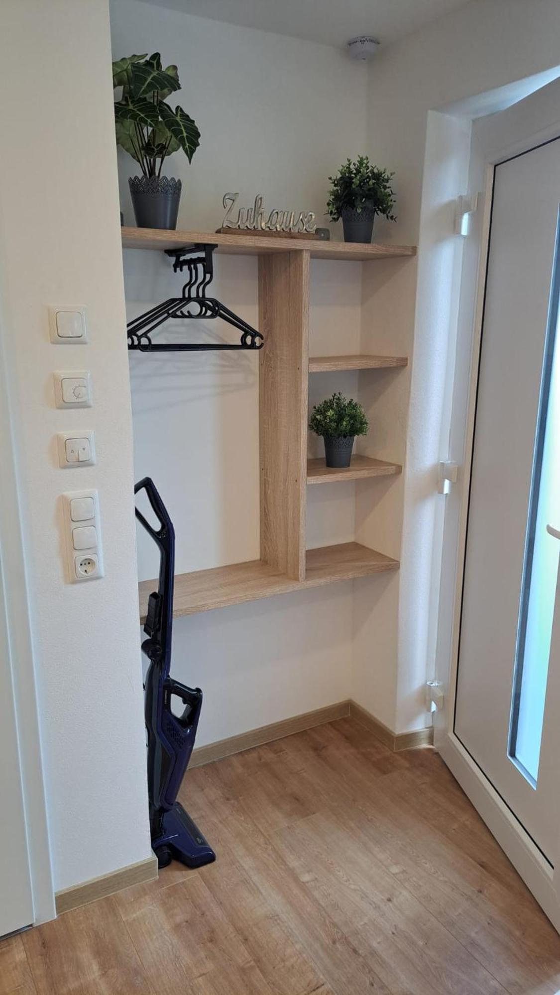 Appartment-Ferienwohnug mit Küche, Bad, kostenlos WLAN und Stellplatz, Modern eingerichtet Roding Exterior foto