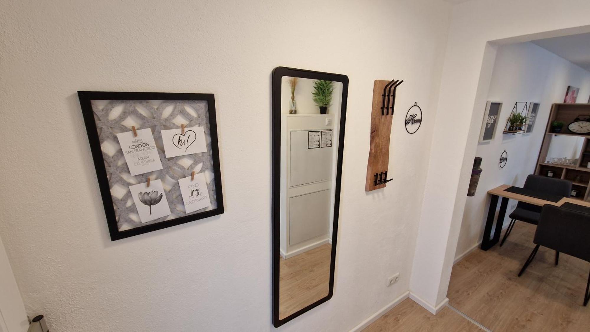 Appartment-Ferienwohnug mit Küche, Bad, kostenlos WLAN und Stellplatz, Modern eingerichtet Roding Habitación foto